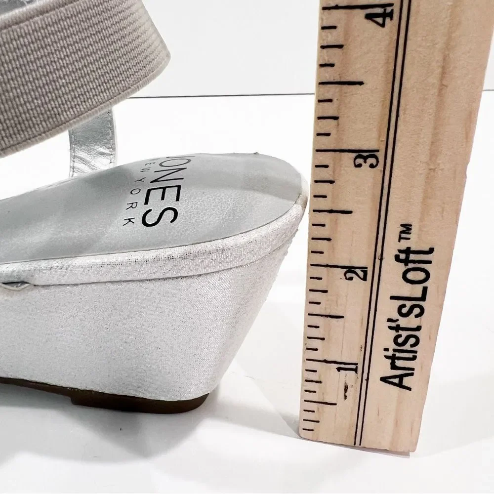Jones New York Denice Strappy Bling Wedge Sandals Elastic Ankle Silver 7 NEW